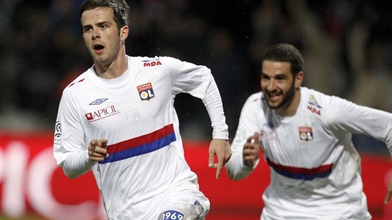 Miralem Pjanic - Tài năng hủy hoại vì sai lầm chuyển nhượng
